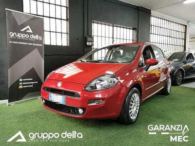 Usata Fiat Grande Punto Dynamic 77 CV (56 kW) 2010 Rosso Utilitaria