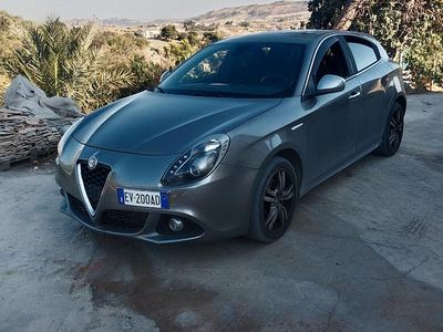 Usata Alfa Romeo Giulietta 150 CV (110 kW) 2014 Grigio Utilitaria