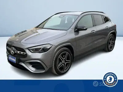 Occasion Mercedes GLA200 AMG line 150 ch (110 kW) 2025 Gris SUV