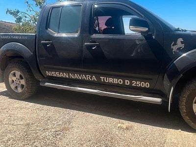 Nero Usata 2008 Nissan Navarra SUV | 15.500 €