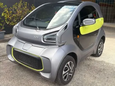 Usata XEV Yoyo 10 kW (14 CV) 2024 Grigio Utilitaria
