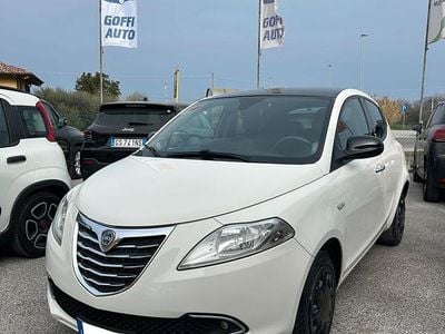 Usata Lancia Ypsilon S 95 CV (69 kW) 2012 Bianco Utilitaria