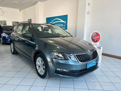 Usata Skoda Octavia G-TEC Style 131 CV (96 kW) 2019 Grigio Station wagon