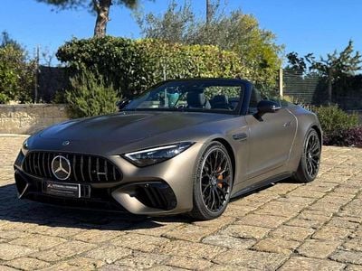 Usata Mercedes SL63 AMG Premium Plus 585 CV (430 kW) 2023 Grigio monza magno Cabrio