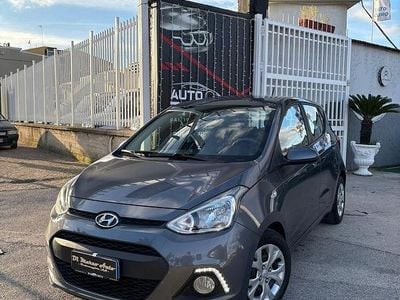 Usata Hyundai i10 Classic 66 CV (48 kW) 2016 Grigio Utilitaria
