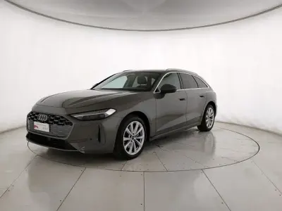 Usata Audi A5 Advanced 204 CV (150 kW) 2025 Grigio chronos metallizzato Station wagon