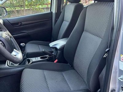 Usata Toyota HiLux Comfort 150 CV (110 kW) 2019 Argento Pick-up