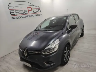 Usata Renault Clio IV Business 76 CV (55 kW) 2019 Grigio Berlina