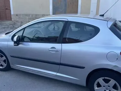 Usata Peugeot 207 88 CV (64 kW) 2007 Berlina