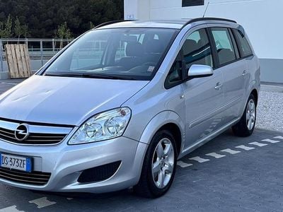 Usata Opel Zafira Enjoy 110 CV (80 kW) 2009 Argento Monovolume