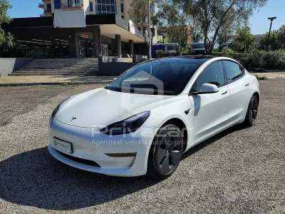 Usata Tesla Model 3 152 kW (208 CV) 2021 Bianco Berlina