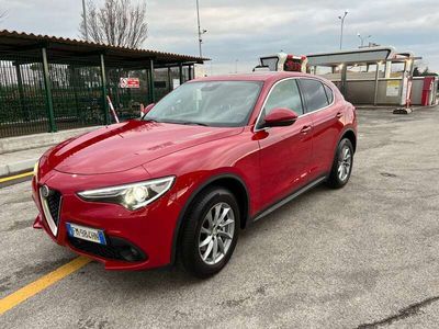 Usata Alfa Romeo Stelvio Executive 209 CV (153 kW) 2017 Rosso SUV