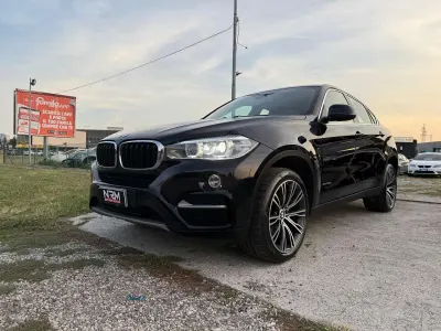 Usata BMW X6 M Sport 249 CV (183 kW) 2018 Blu/azzurro SUV