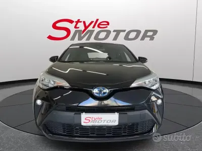 Usata Toyota C-HR Active 98 CV (72 kW) 2022 Nero SUV