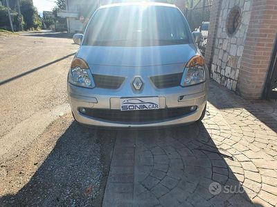 Argento Usata 2008 Renault Modus Dynamique Monovolume | 2500 € (Cara)