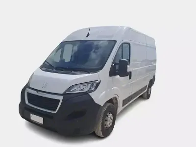 Usata Peugeot Boxer S 140 CV (102 kW) 2024 Furgone