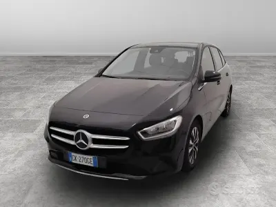 Usata Mercedes B180 116 CV (85 kW) 2022 Nero Monovolume