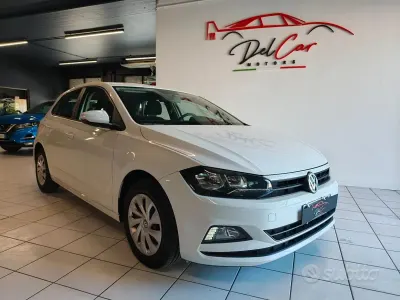 Usata VW Polo Comfortline 80 CV (58 kW) 2018 Grigio Utilitaria