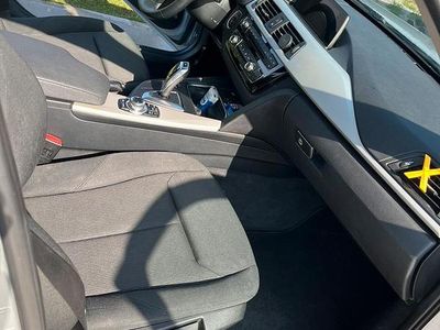 Usata BMW 318 2016 Grigio Berlina