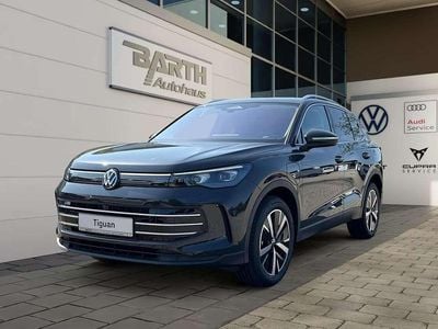 Grigio Usata 2024 VW Tiguan Elegance SUV | 39.900 € (Cara)