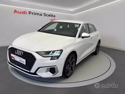 Käytetty Audi A3 Advanced 116 HP (85 kW) 2023 Valkoinen Sedan