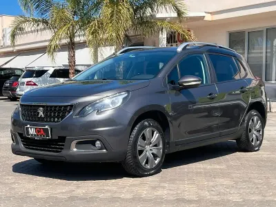 Usata Peugeot 2008 Active 75 CV (55 kW) 2017 Grigio SUV
