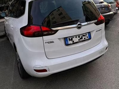 Usata Opel Zafira 150 CV (110 kW) 2013 Bianco Monovolume