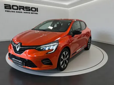 Usata Renault Clio V Evolution 91 CV (66 kW) 2023 Arancione Berlina