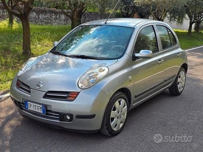 Usata Nissan Micra 80 CV (58 kW) 2004 Grigio Utilitaria