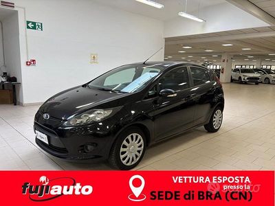 Usata Ford Fiesta 82 CV (60 kW) 2011 Nero Utilitaria