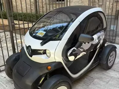 Usata Renault Twizy 12 kW (17 CV) 2012 Bianco Utilitaria