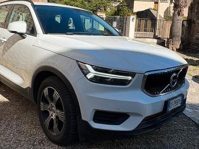 Usata Volvo XC40 129 CV (94 kW) 2021 Bianco SUV