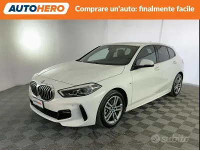 Begagnad BMW 118 M Sport 136 HK (100 kW) 2024 Vit Halvkombi