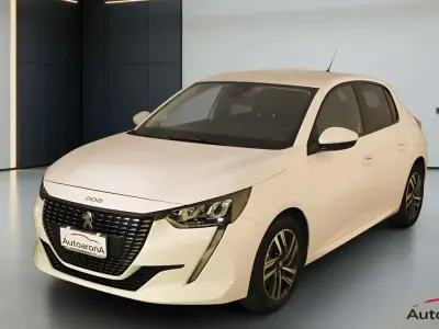 Usata Peugeot 208 Allure 101 CV (74 kW) 2021 Bianco magnolia Utilitaria