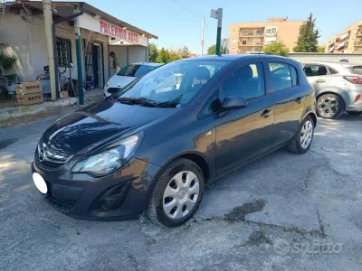 Usata Opel Corsa Edition 75 CV (55 kW) 2014 Grigio Utilitaria