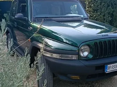 Usata SsangYong Korando 101 CV (74 kW) 2001 Verde SUV