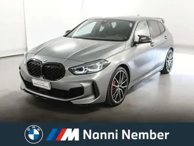 Usata BMW 135 306 CV (225 kW) 2023 Frozen pure grey metallizzato Utilitaria