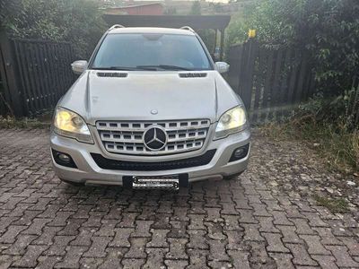 Mercedes ML320