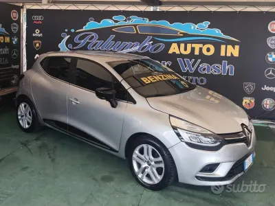 Usata Renault Clio IV Intens 90 CV (66 kW) 2019 Grigio Berlina