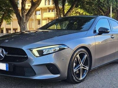 Grigio Usata 2019 Mercedes A180 Edition Berlina | 23.500 € (Buon prezzo)