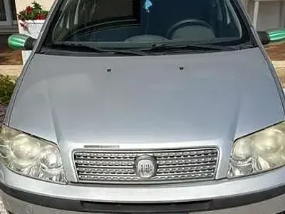 Usata Fiat Punto 69 CV (50 kW) 2005 Utilitaria