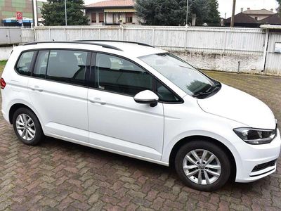 Usata VW Touran 116 CV (85 kW) 2019 Bianco Monovolume
