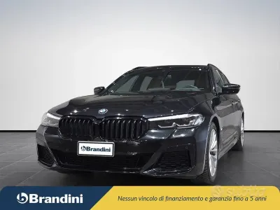 Usata BMW 520 M Sport 190 CV (139 kW) 2022 Nero Station wagon