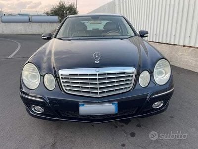 Mercedes E280