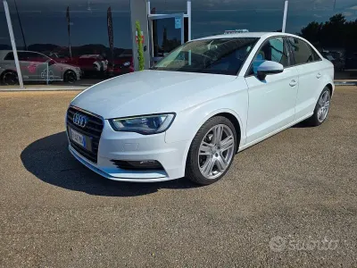 Usata Audi A3 Ambition 105 CV (77 kW) 2014 Bianco Berlina