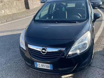 Usata Opel Meriva 95 CV (69 kW) 2011 Nero Monovolume