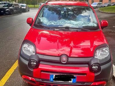 Usata Fiat Panda Cross Cross 69 CV (50 kW) 2022 Rosso Utilitaria