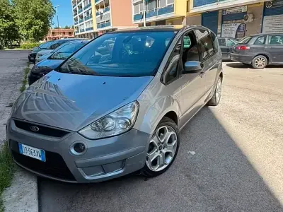Usata Ford S-MAX S 140 CV (102 kW) 2006 Grigio Monovolume