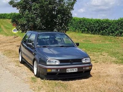 Usata VW Golf III GT 101 CV (74 kW) 1996 Grigio Berlina