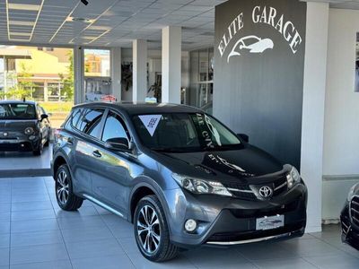 usata Toyota RAV4 RAV 42.0 D-4D 2WD PERFETTA NAVI LED